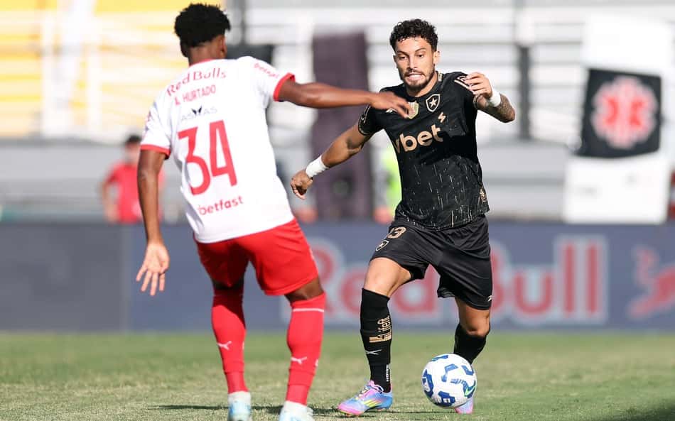 Botafogo joga mal e perde para o Bragantino pelo Brasileirão