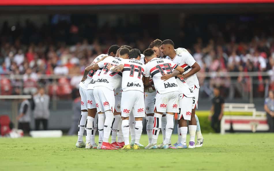 Após vencer clássico, São Paulo encara sequência fora de casa