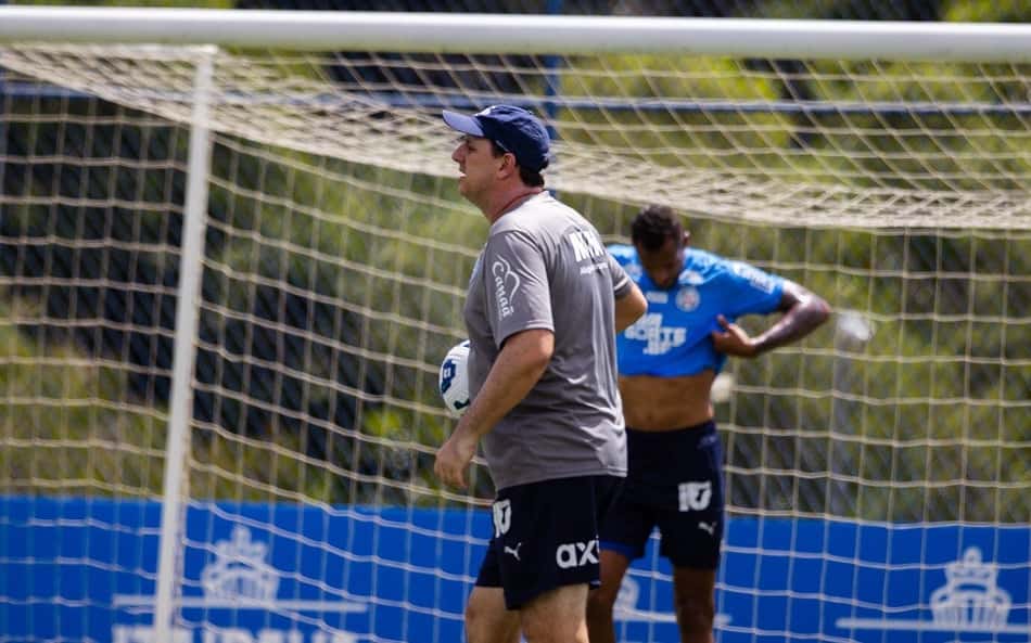 Veja o time provável do Bahia contra o Paysandu após último treino