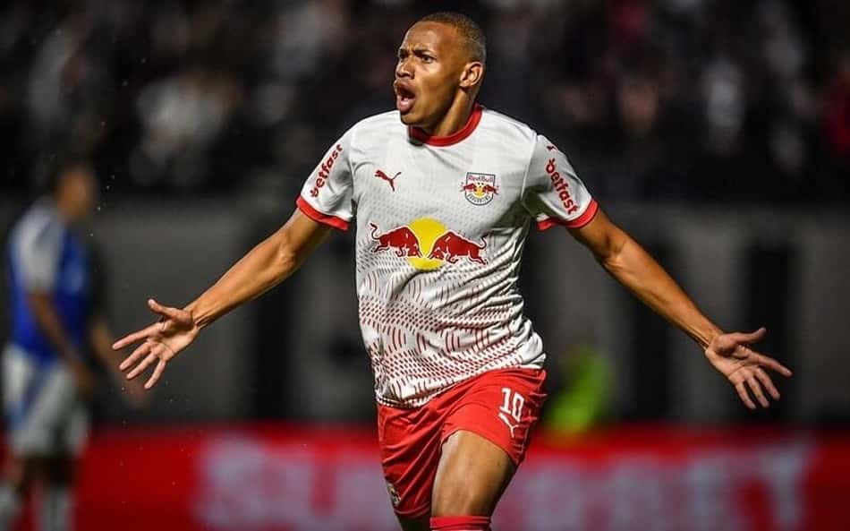 Cruzeiro perde para o Red Bull Bragantino e cai para sétimo lugar