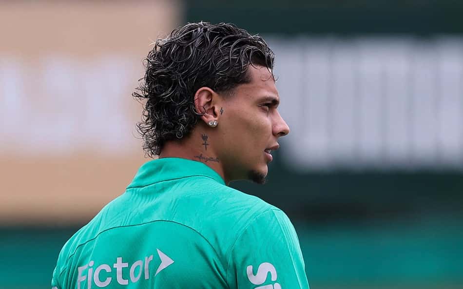 Richard Ríos exalta união no Palmeiras em fase invicta: 'Temos uma família'