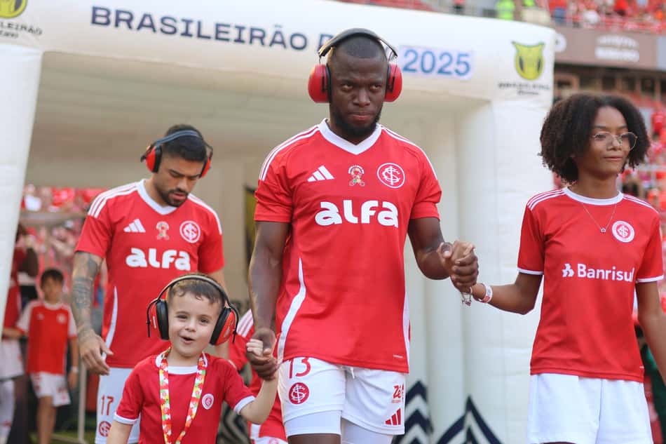 Jogadores do Internacional entrando em campo. (Foto: Ricardo Duarte/Internacional)
