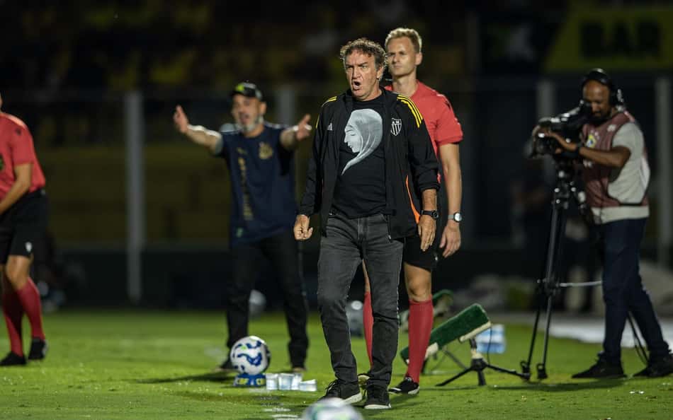 Atlético-MG completa oito meses sem vencer fora de casa no Brasileirão