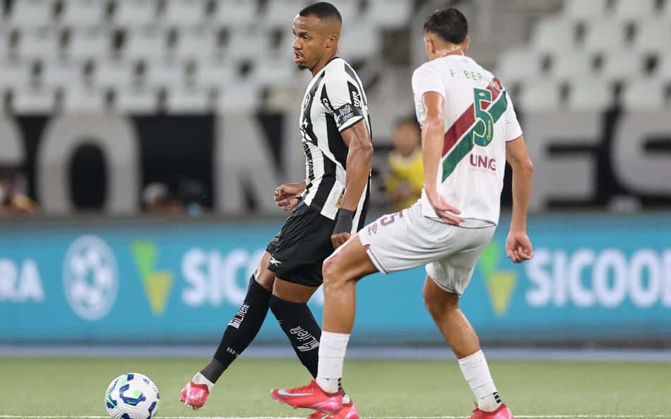 Marlon Freitas defende trabalho de Renato Paiva no Botafogo: 'Estamos entendendo'