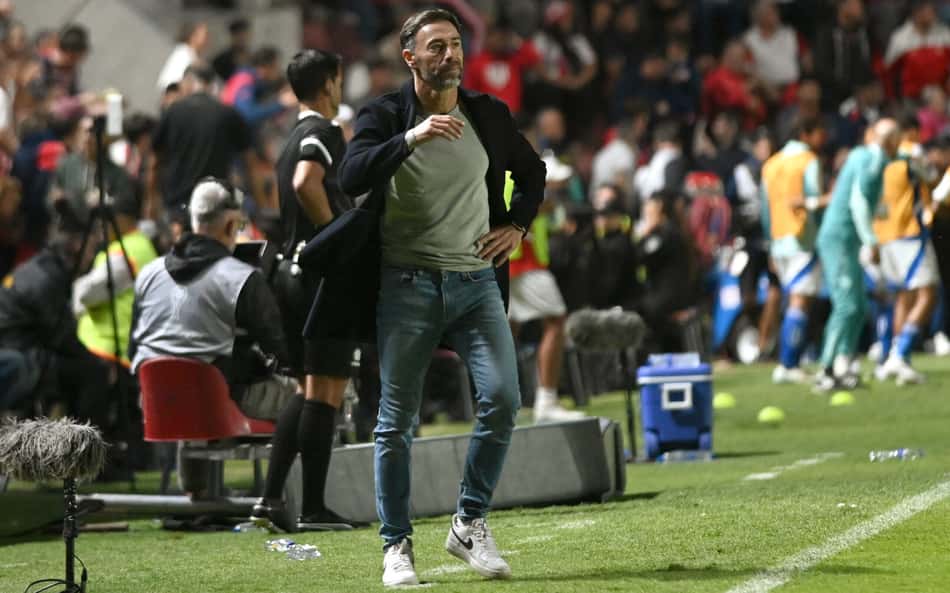 Técnico do Unión desabafa após vitória: 'Situação humilhante'