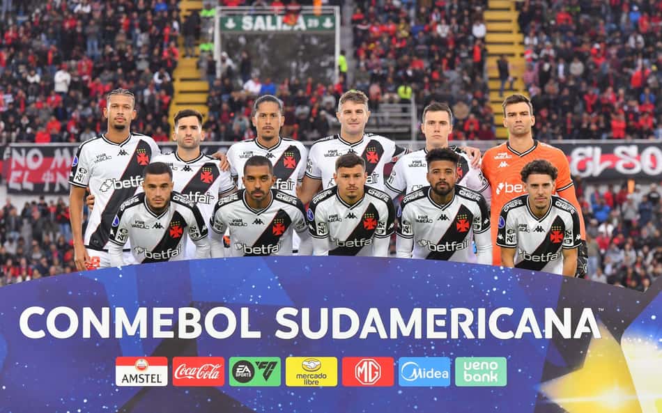 ANÁLISE: Escolhas pesam em empate amargo do Vasco com sabor de derrota
