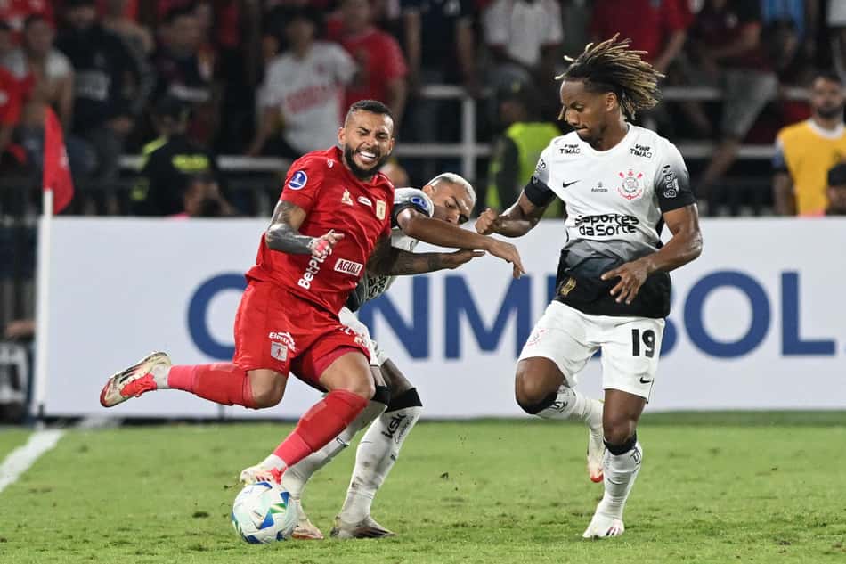 FBL-SUDAMERICANA-AMERICA-CORINTHIANS