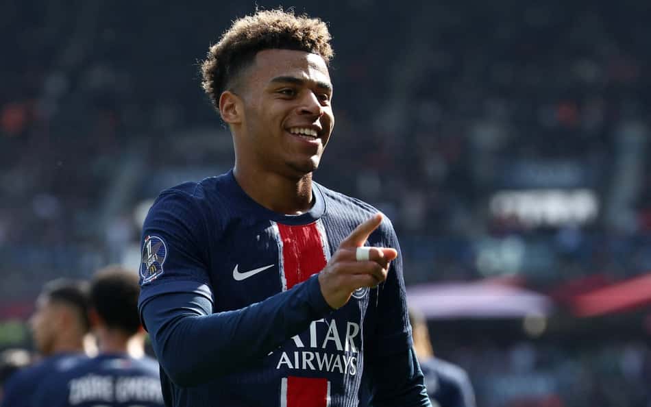 Destaque do PSG e arma na Champions, Doué evita comparações com Mbappé