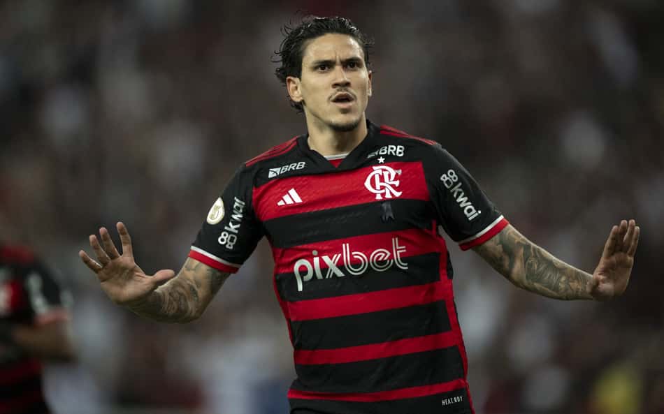 Sete meses após grave lesão, Pedro volta a ser relacionado pelo Flamengo