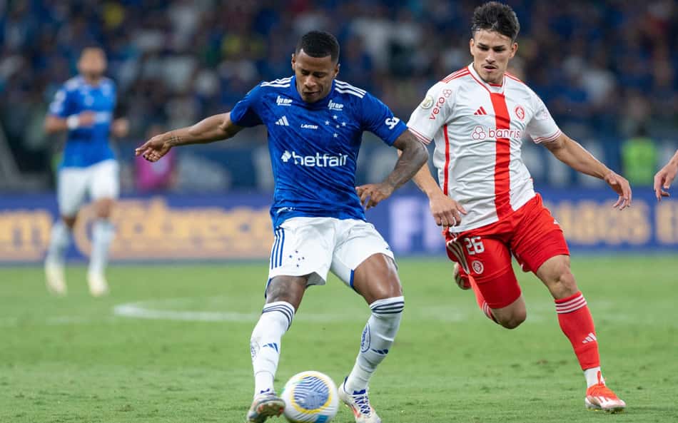 Web reage falha técnica na transmissão de Internacional x Cruzeiro