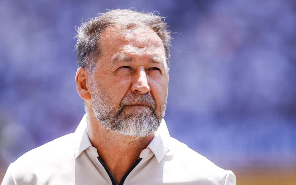 Diretoria do Corinthians detalha aumento de dívida bilionária