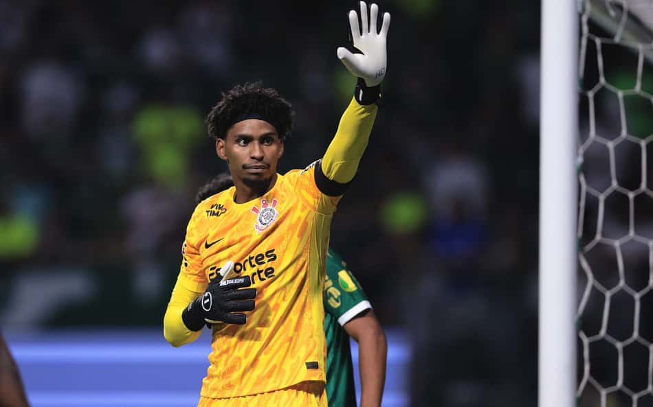 Corinthians atualiza situação médica do goleiro Hugo Souza