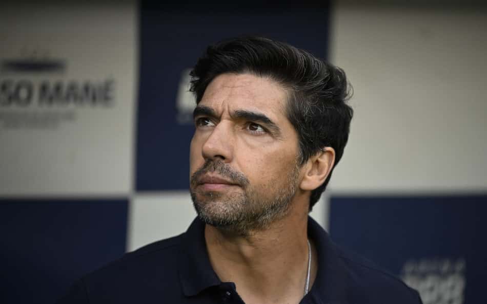 Abel promove mudanças na escalação do Palmeiras para jogo com o Bolívar