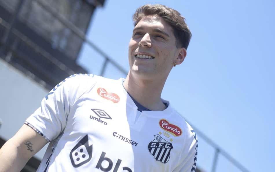 Sem Neymar, escalação do Santos tem Rollheiser entre os titulares
