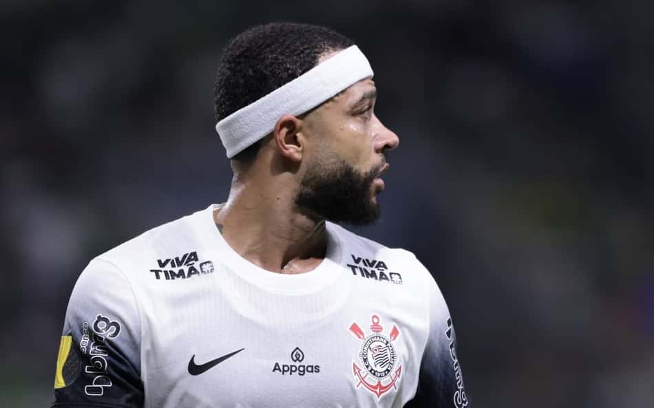 Palmeiras comemora vitória sobre o Corinthians com provocação a Memphis