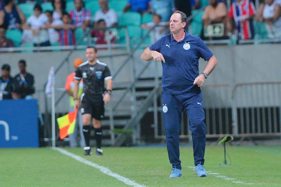Rogério Ceni comanda o Bahia na Arena Fonte Nova