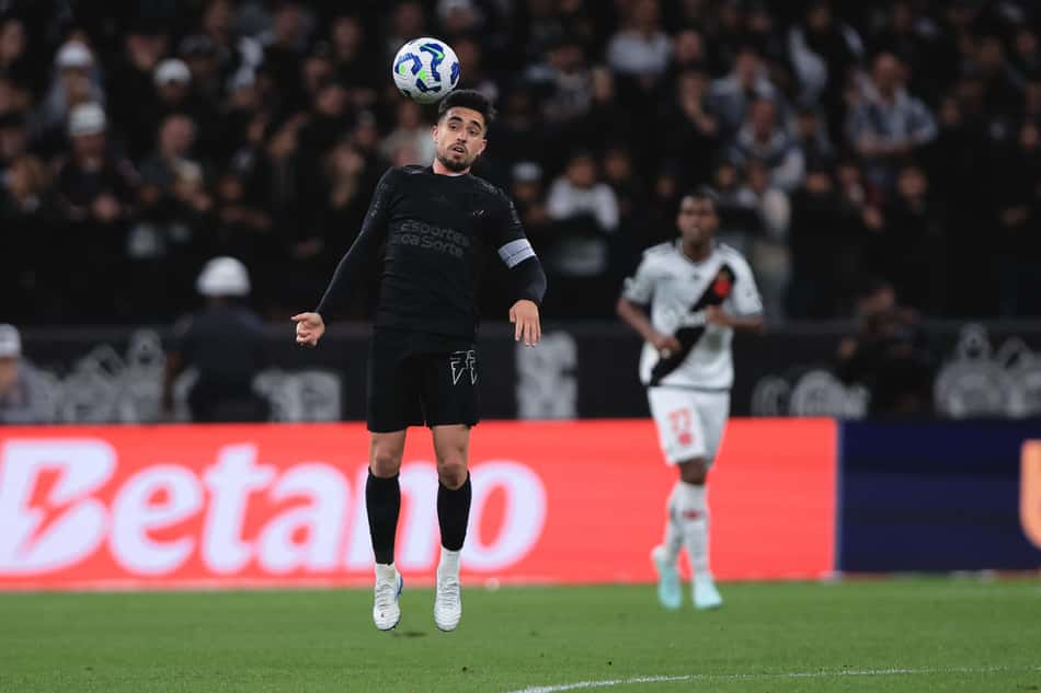 Igor Coronado durante a vitória do Corinthians por 3 a 0 diante do Vasco, em casa. (Foto: Ettore Chiereguini/AGIF)