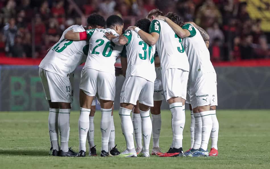 Palmeiras engata sequência positiva e pode ter duas novidades contra o Corinthians
