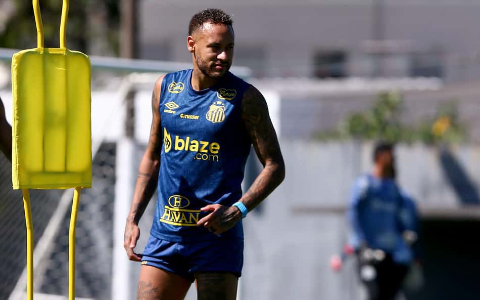 Confira como foi o retorno de Neymar aos treinos com o elenco do Santos
