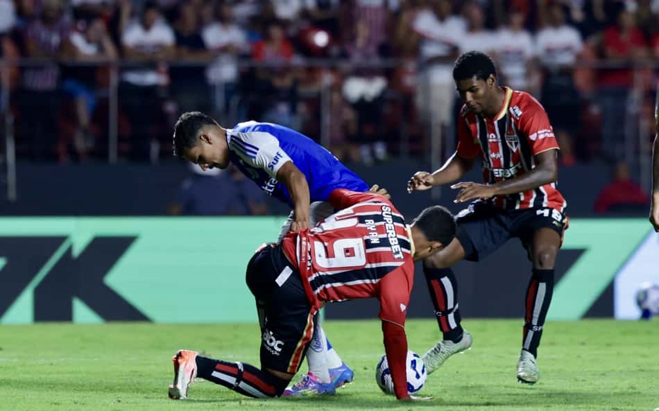 Desempenho do São Paulo pós-Paulistão acende alerta
