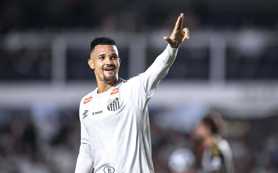 Santos: Zé Ivaldo, ex-Cruzeiro, responde torcedor do Atlético-MG após provocação
