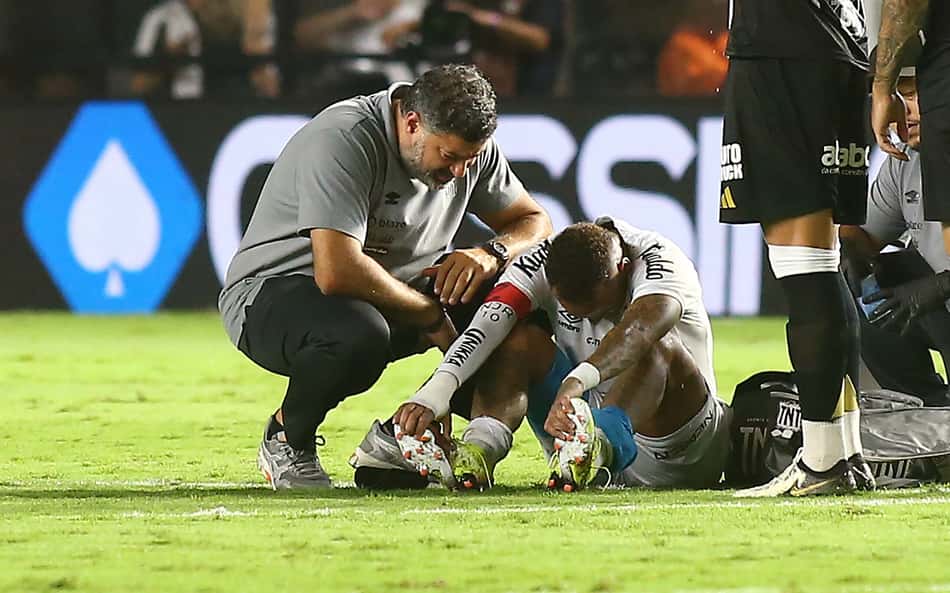 Por que Neymar se machuca tanto? Médico explica lesões LCA no futebol
