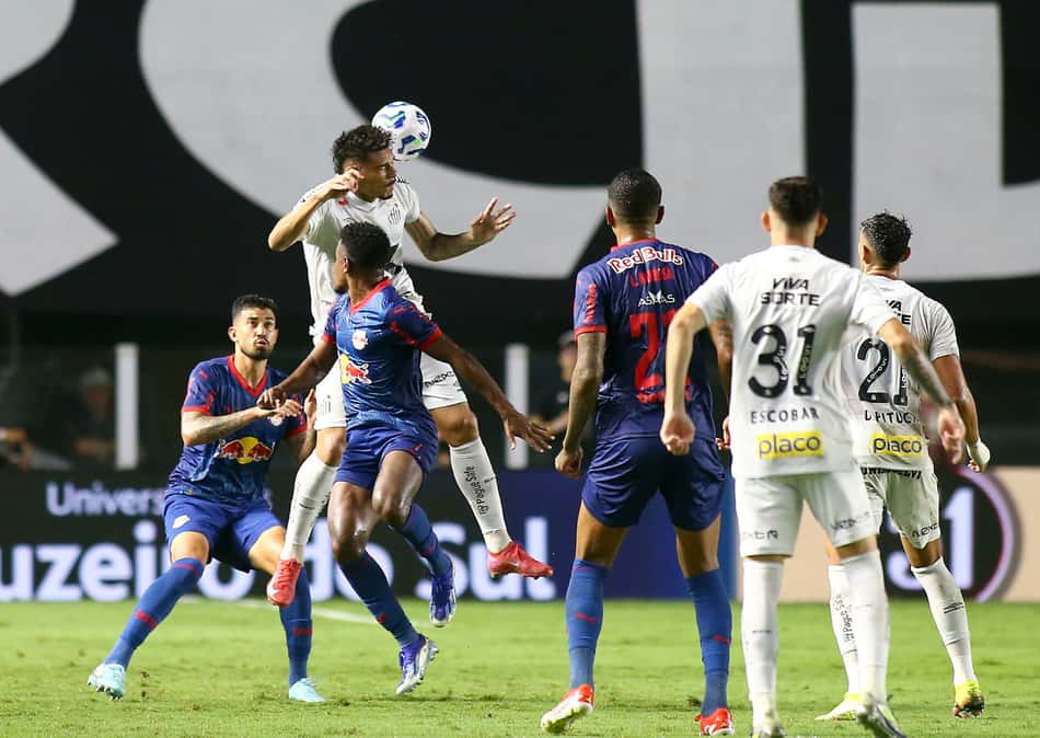 Santos recebe o Red Bull Bragantino pela 6ª rodada do Campeonato Brasileiro. (Foto: Mauricio De Souza/AGIF)