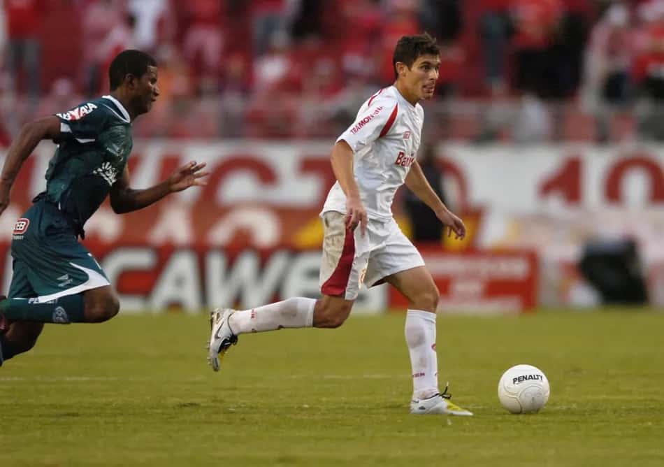 Internacional 8x1 Juventude - Campeonato Gaúcho 2008 - Alex (Foto: Divulgação/SC Internacional)