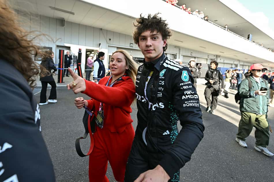 Andrea-Kimi-Antonelli-Corrida-GP-da-China
