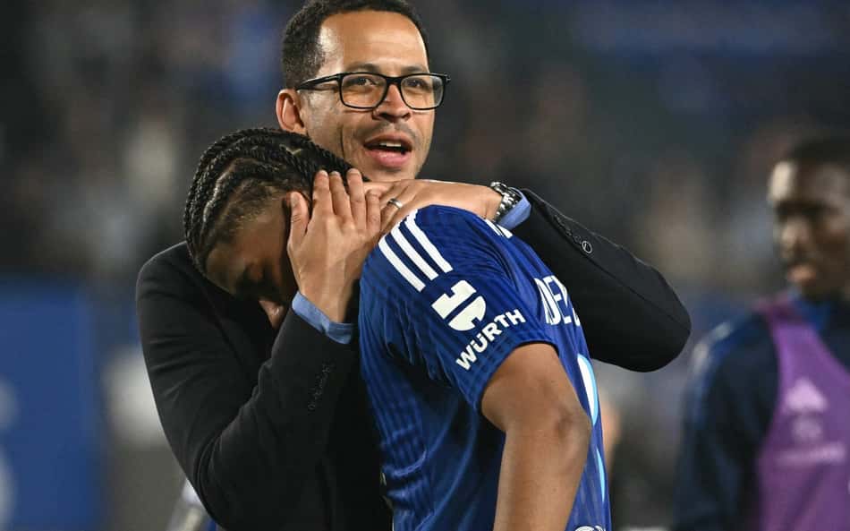 Técnico do Chelsea abre o jogo sobre futuro de Andrey Santos: 'Não penso'