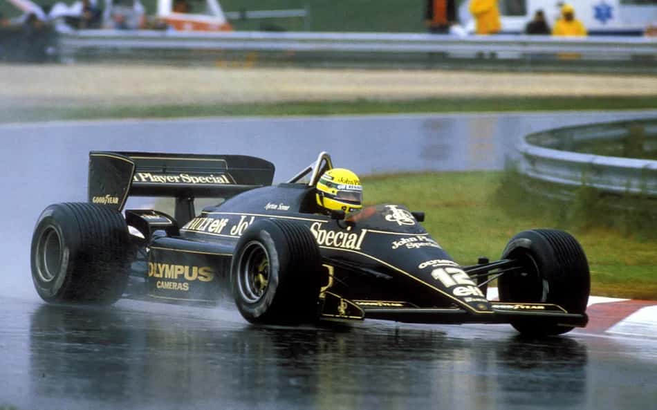 Marca de capacetes homenageia primeira vitória de Senna na Fórmula 1