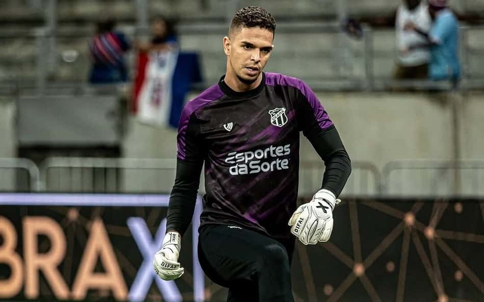 Bruno Ferreira, do Ceará, celebra início do clube no Brasileirão