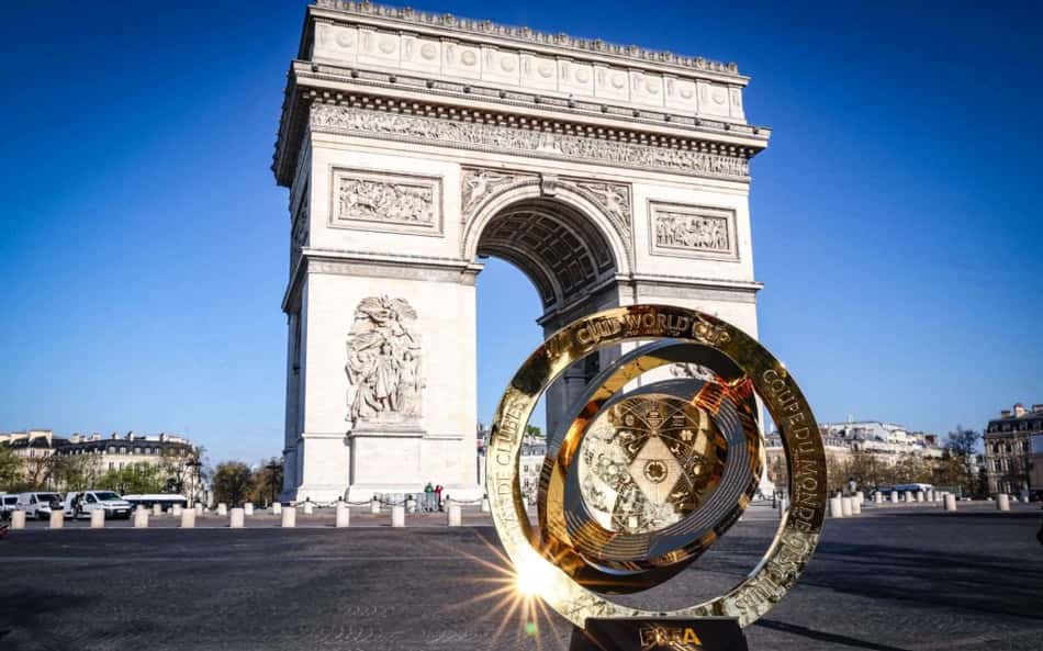PSG recebe visita do troféu do Mundial de Clubes 2025