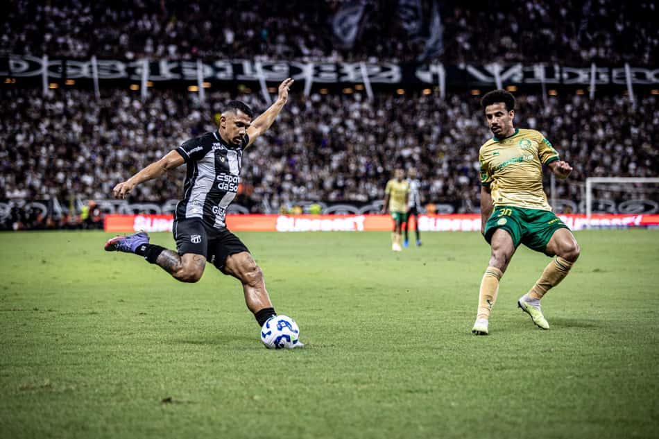 Ceará em partida contra o Palmeiras, pela Copa do Brasil de 2025 (Foto: Felipe Santos/Ceará SC)