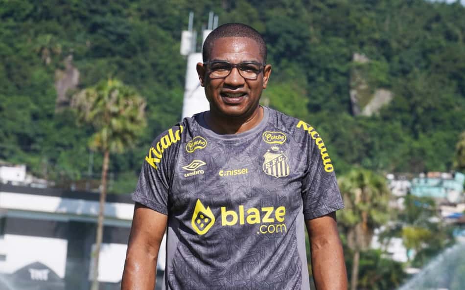Diretoria do Santos aposta em bom desempenho de Sampaio para não contratar novo técnico por 'impulso'