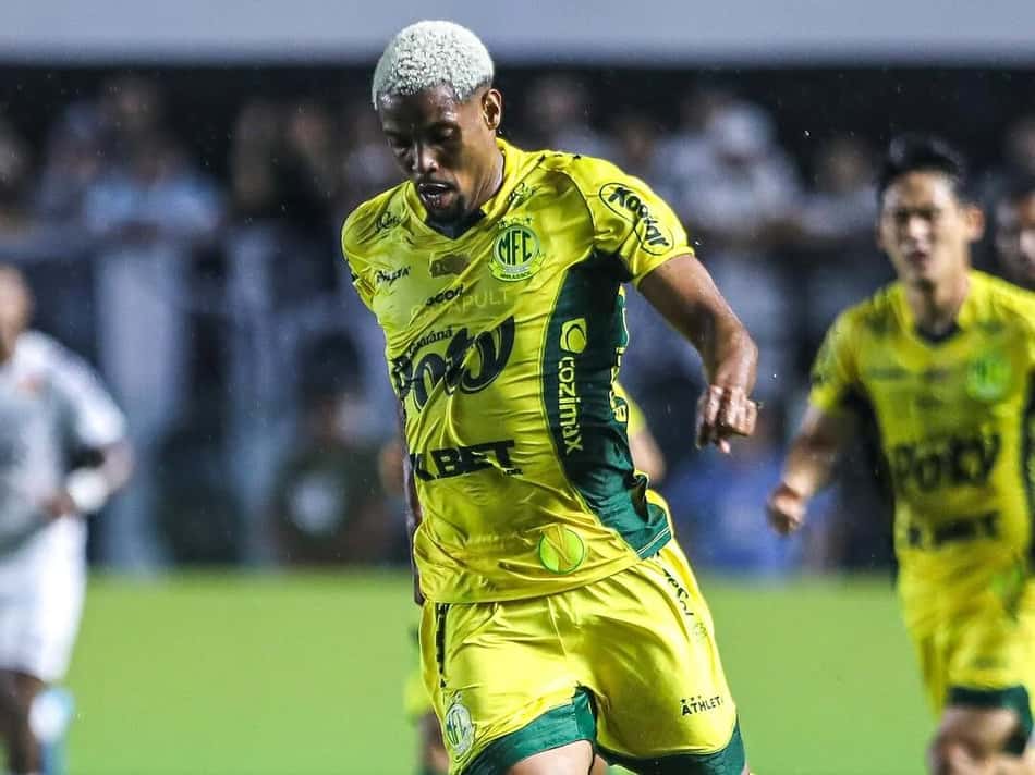Iury Castilho em ação com a camisa do Mirassol  Foto: Redes Sociais