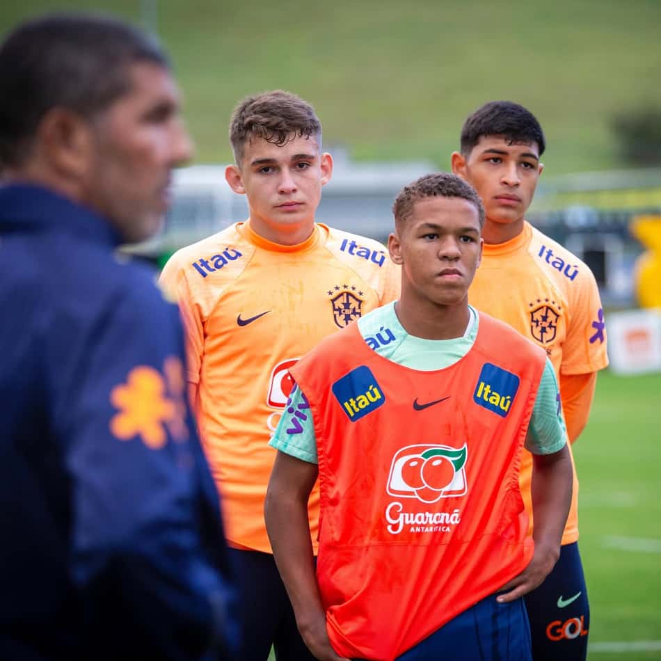 Lesão do jogador aconteceu ainda pela Seleção (Foto: Jo Marcone/ CBF)