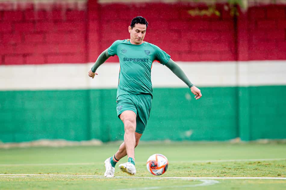 Ganso em campo pelo Fluminense (Foto: Marina Garcia/FFC)