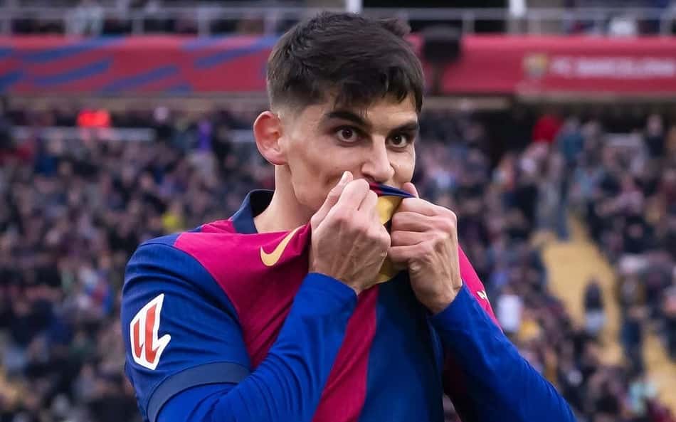 Quem é Gerard Martín, escalado pelo Barcelona para o jogo das quartas da Champions