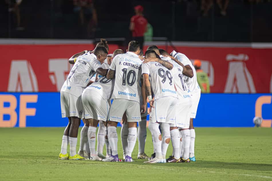 Jogadores do Grêmio reunidos antes do jogo contra o Vitória no Barradão. (Foto: Lucas Uebel/Grêmio FBPA)