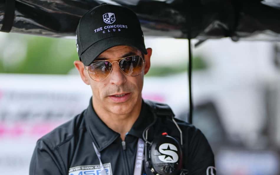 Helio-Castroneves-By_-Karl-Zemlin_Large_m101126-scaled-aspect-ratio-512-320