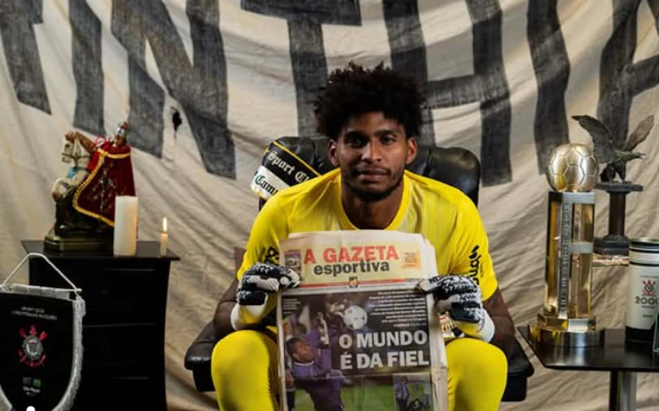 Treta com rival a 'mini-doc': Corinthians resgata Mundial de 2000 em nova campanha