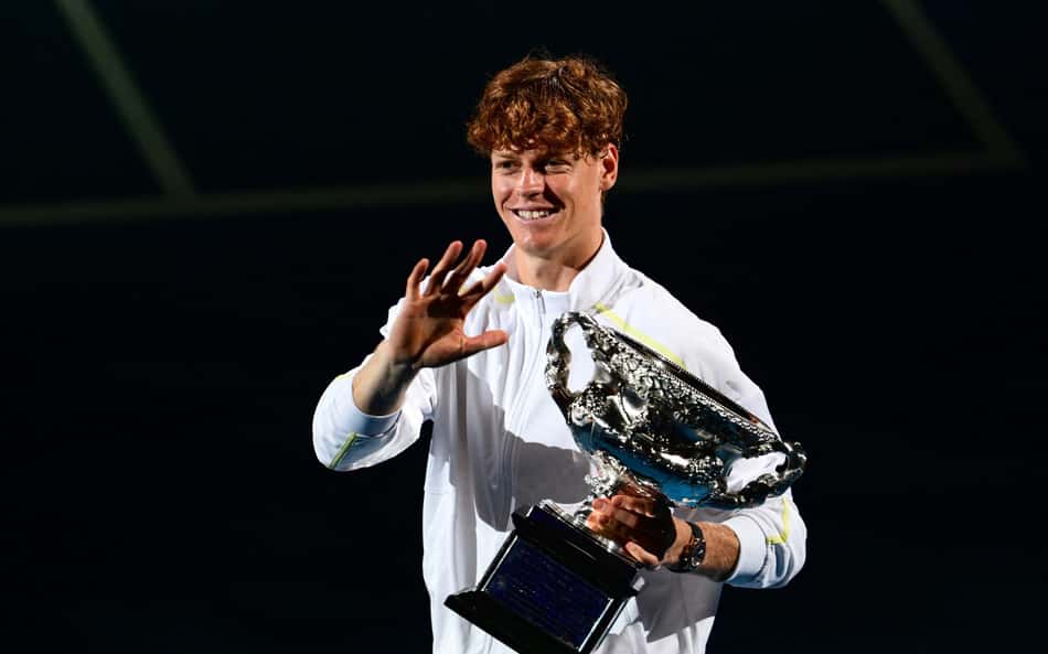 Jannik-Sinner-Australian-Open-Tenis-3-scaled-aspect-ratio-512-320
