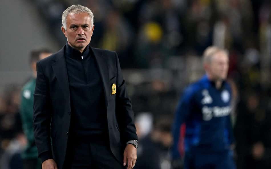 Seleção portuguesa cogita pagar a cláusula para ter José Mourinho