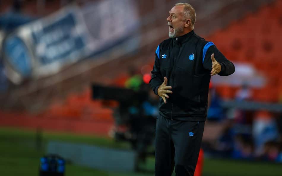 Jemerson falha novamente em empate do Grêmio, mas Mano atenua: 'não podemos direcionar'