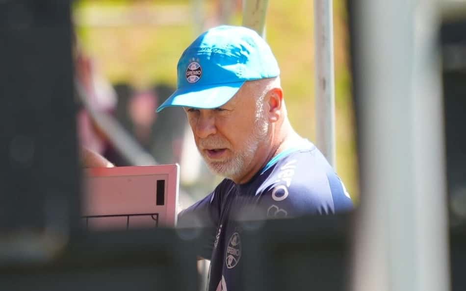 Escalações CSA x Grêmio: Mano promove quatro alterações no Tricolor Gaúcho