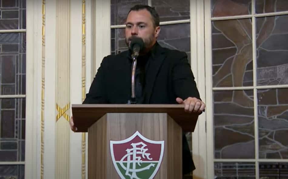 Mario critica oposição no Fluminense e cita Vasco: 'Política de baixo clero'