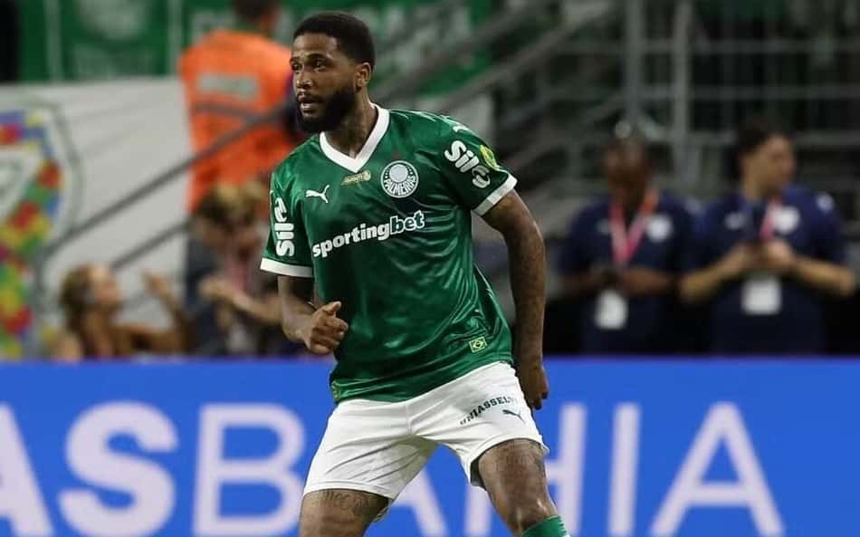 Em pouco tempo de casa, Micael engata boa sequência como titular no Palmeiras