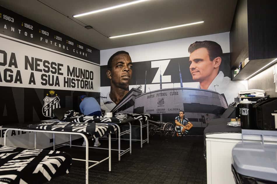 Novo vestiário da Vila Belmiro foi remodelado com a ajuda de 19 parceiros. (Foto: Dilvulgação/ Santos FC)