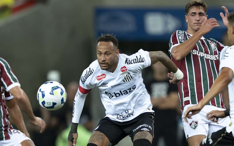 Atitude de Neymar em Fluminense x Santos gera polêmica: 'Piada'